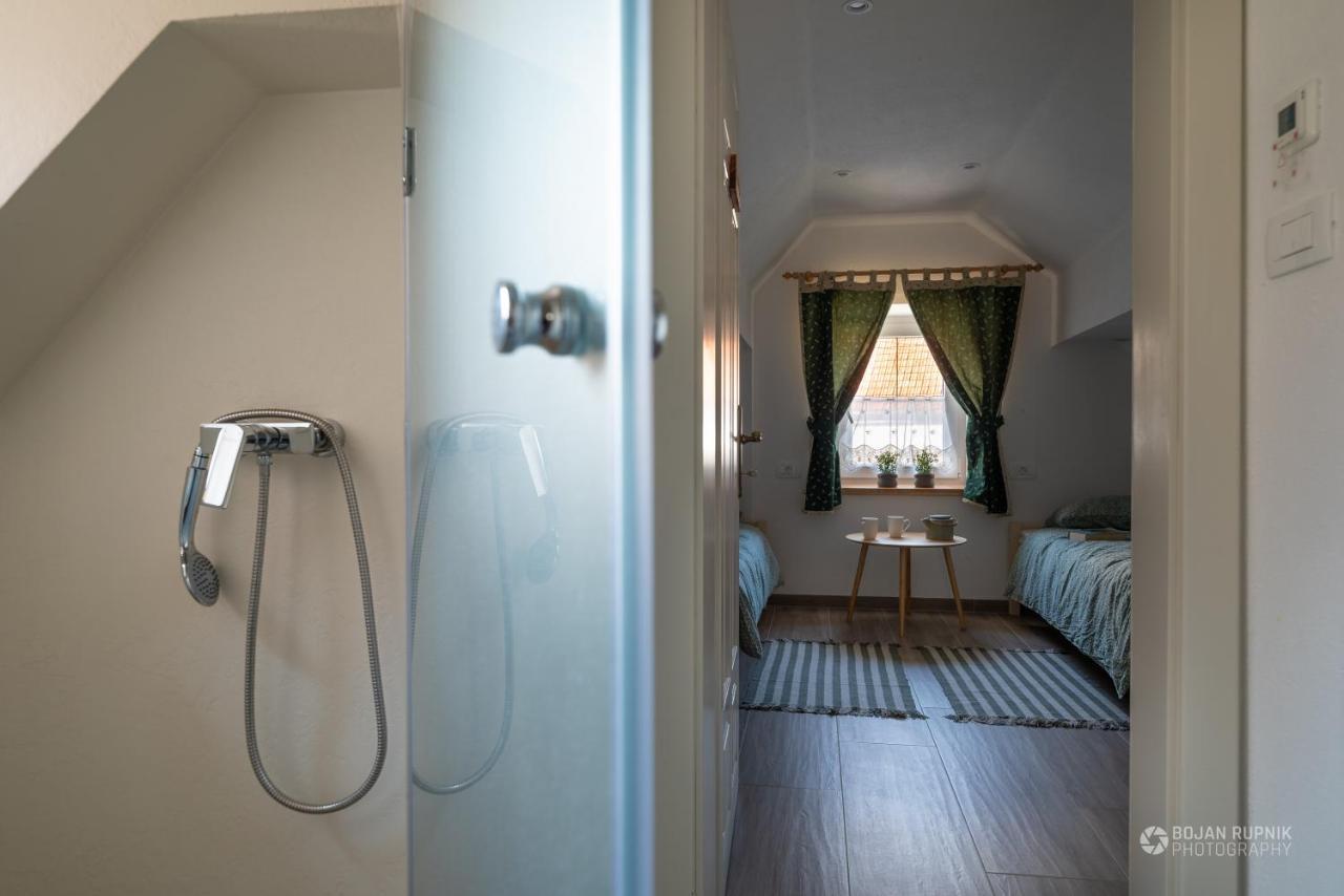 Cherry House - Cosy House - Ideal For Bear Watching, In The Neighborhood Of The Medieval Sneznik Castle Stari Trg pri Lozu المظهر الخارجي الصورة